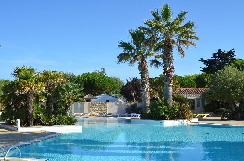 Camping Eden Villages L'Océan & Spa, La Couarde Sur Mer, France