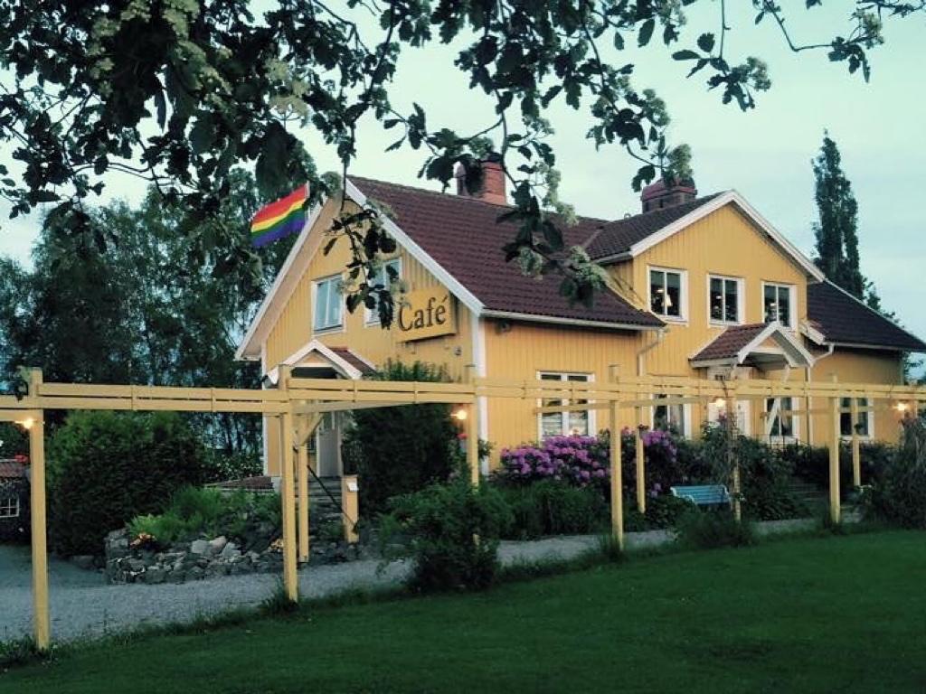 Café Gula Huset, Brålanda, Sweden